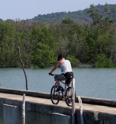 Tony Halahan Cycling on the  tour with redspokes